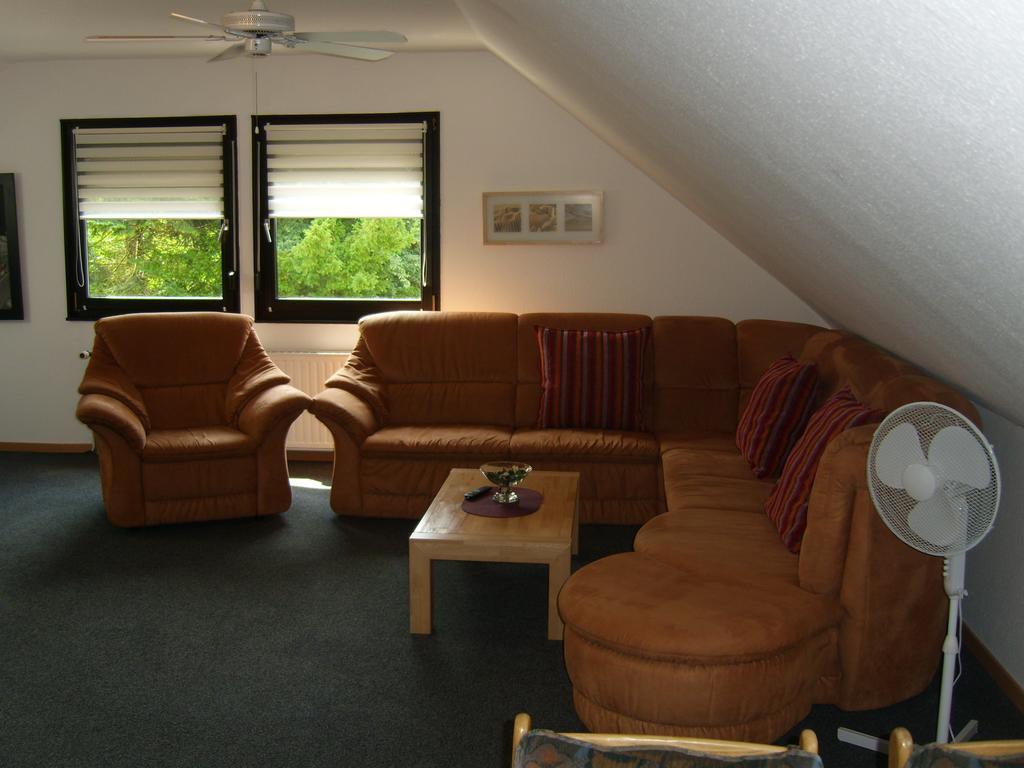 Ferienwohnung Leichlingen Kamer foto