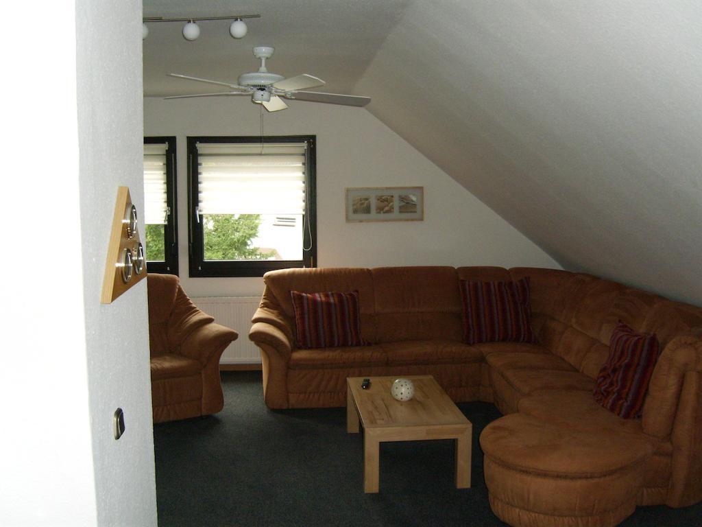 Ferienwohnung Leichlingen Kamer foto